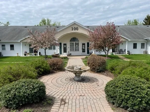 100 Lawrence St Unit 18, Haverhill, MA 01830