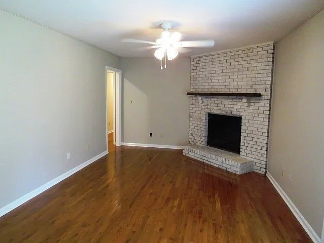 2020 Mimosa Ln — Photo 3