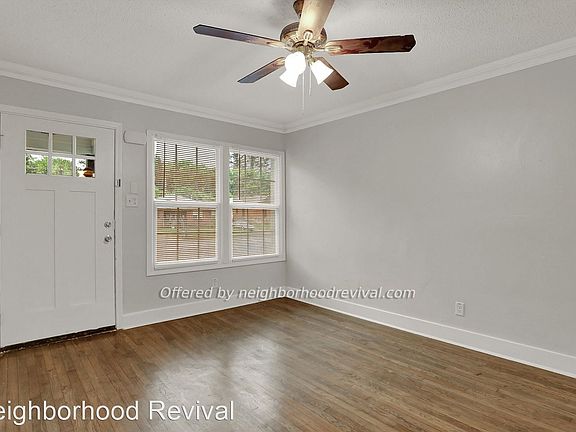 5th image of 93 N Holmes St