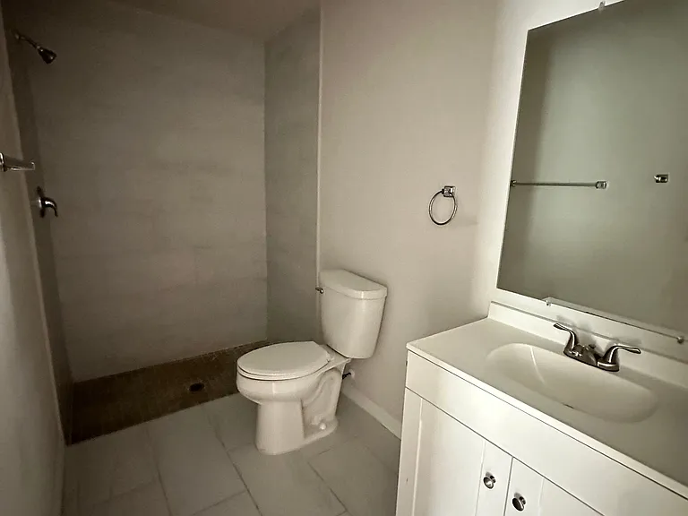 4402 Skyline Blvd #4402 — Photo 3