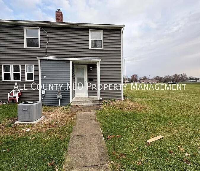 9584 Greenmeadow Rd #F — Photo 1