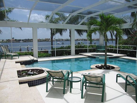 screened pool