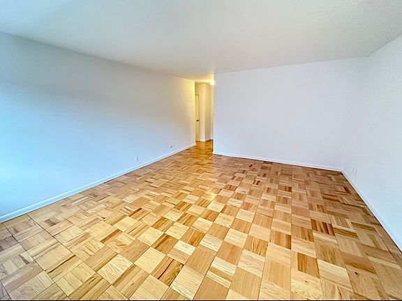 5th image of 350 W 51st St APT 4F