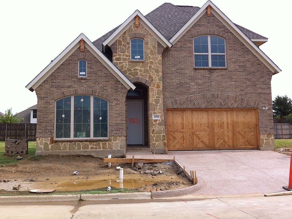 2nd image of 4511 Chaumont Trl