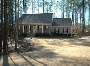 17 Shoal Creek Dr, Sharpsburg, GA 30277