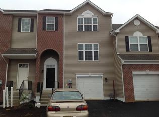 5344 Spring Ridge Dr E #TOWNHOUSE, Macungie, PA 18062