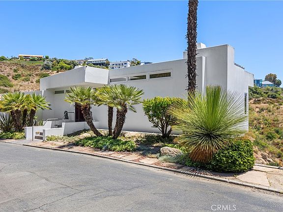 4th image of 2365 Hillview Dr