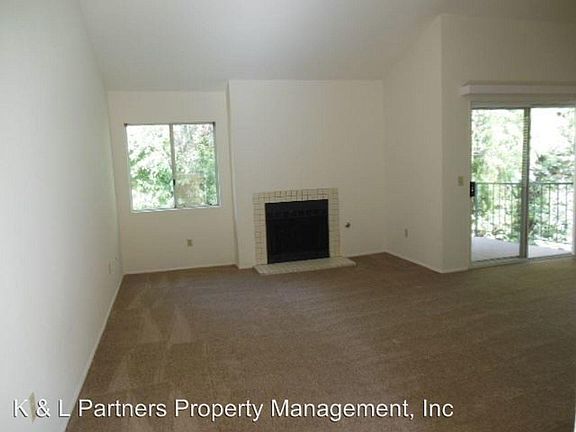 3rd image of 11271 Avenida De Los Lobos Unit G