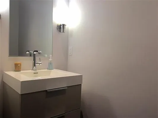 Rented by 212 Consulting Corp | media 21