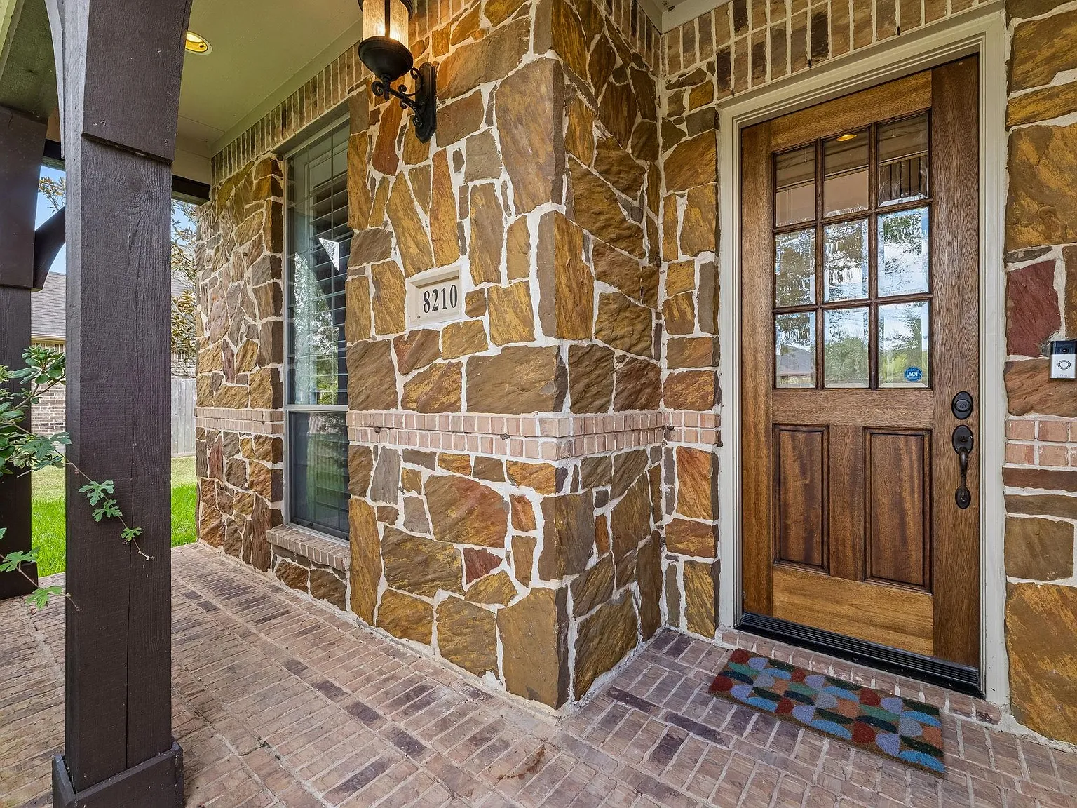 4 bed, 3.5 bath, 3397 sqft, $3,900 — Photo 4