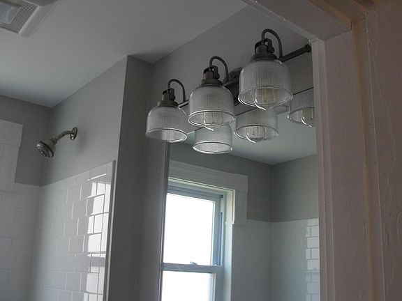 5th image of 13 Madison Ave #1