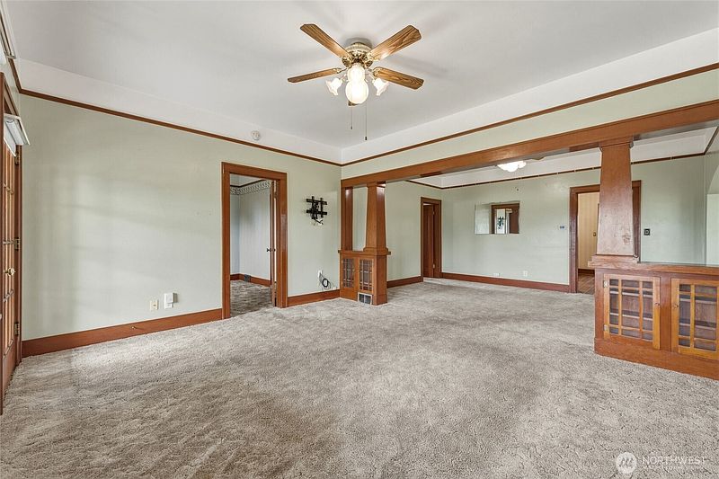 5th image of 659 S Gose Street