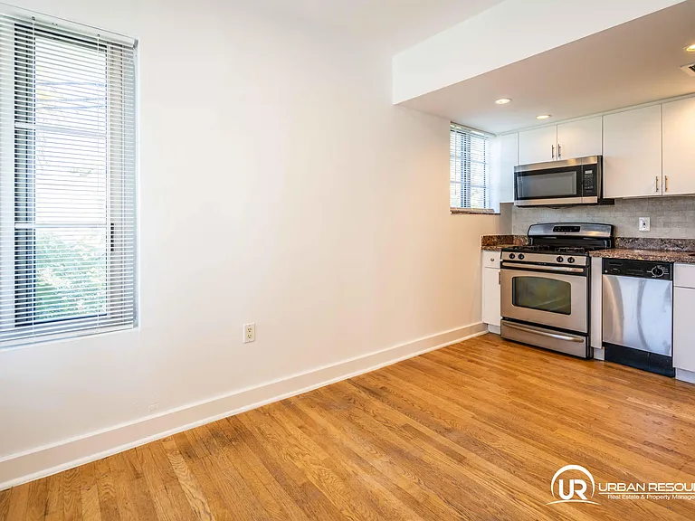 2425 Flamingo Pl #12 — Photo 10