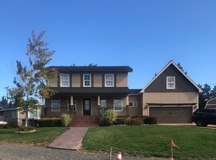 604 NE College St, Dufur, OR 97021