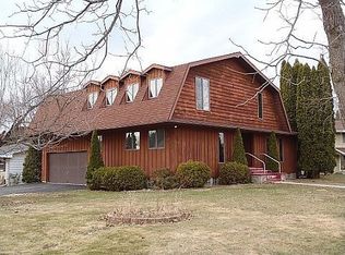 108 Cherokee Cir, Beaver Dam, WI 53916