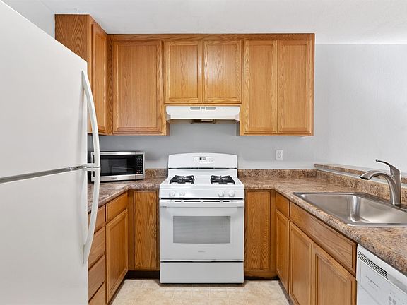 4th image of 7651 Camino Colegio