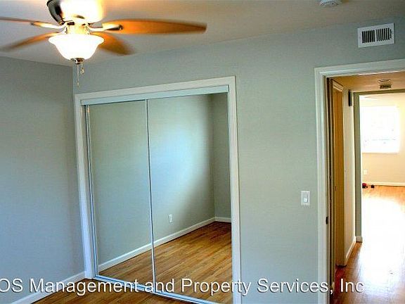 3rd image of 3020 Oliphant St APT A