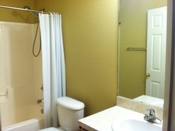 4th image of 31 Regent Ln