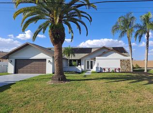 2207 Everest Pwy, Cape Coral, FL 33904