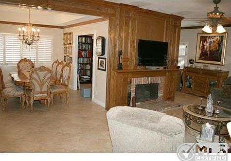 3rd image of 5240 Zelzah Ave APT 204