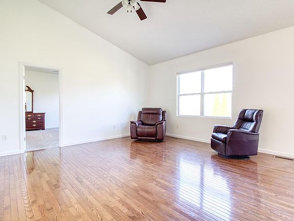 5th image of 4166 Keller Ct