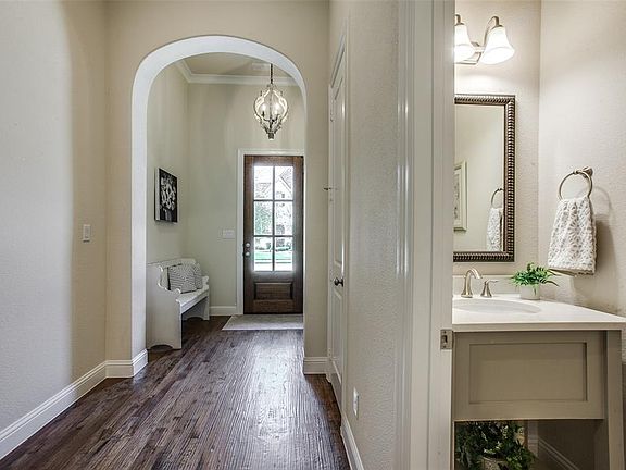 4th image of 2136 Grafton Ln