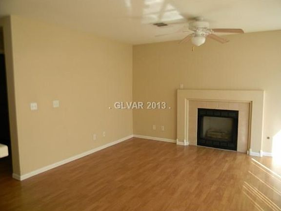 3rd image of 5048 Blossom Ave