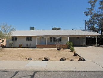 1st image of 3056 W Country Gables Dr