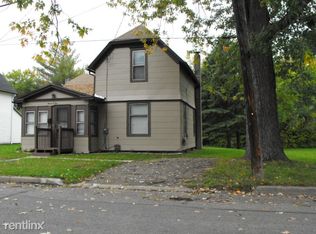 1104 Walker St, Jackson, MI 49202