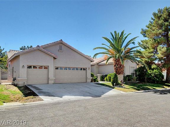 2nd image of 3235 Siboney Villa Cir #0