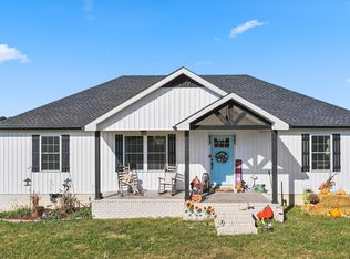 2179 Austin Rd, Lafayette, TN 37083