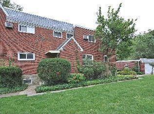 8218 Stenton Ave, Philadelphia, PA 19118