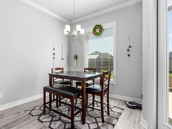 5th image of 1702 Forestdale Blvd