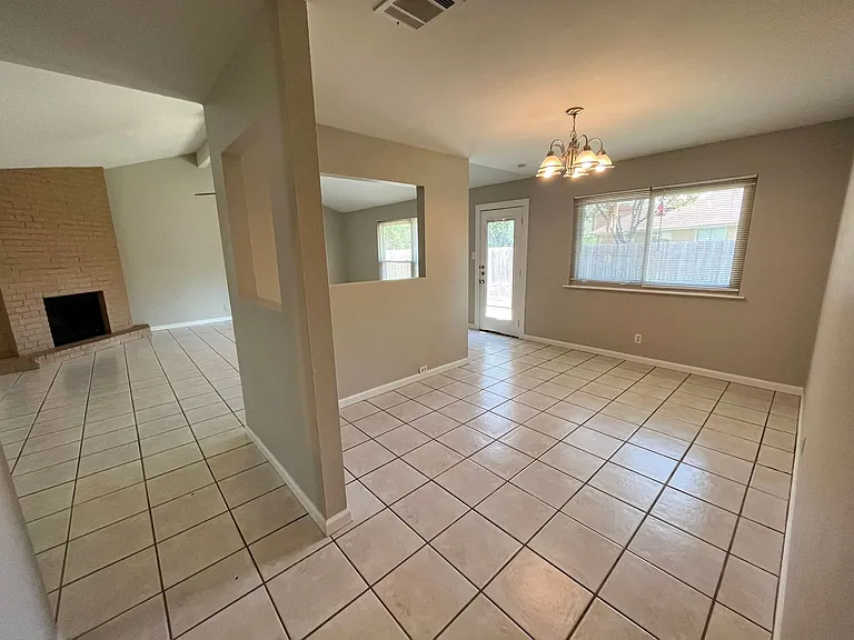 11516 Sandy Loam Trl — Photo 7