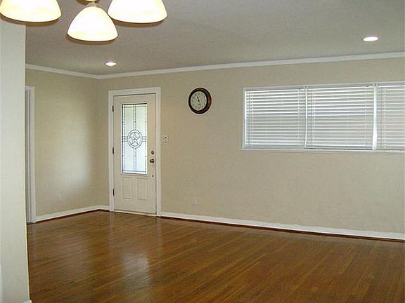 5th image of 4053 Nenana Dr