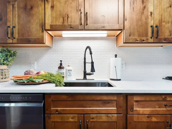 230 Adams Hill Way #230, East Windsor, CT 06088