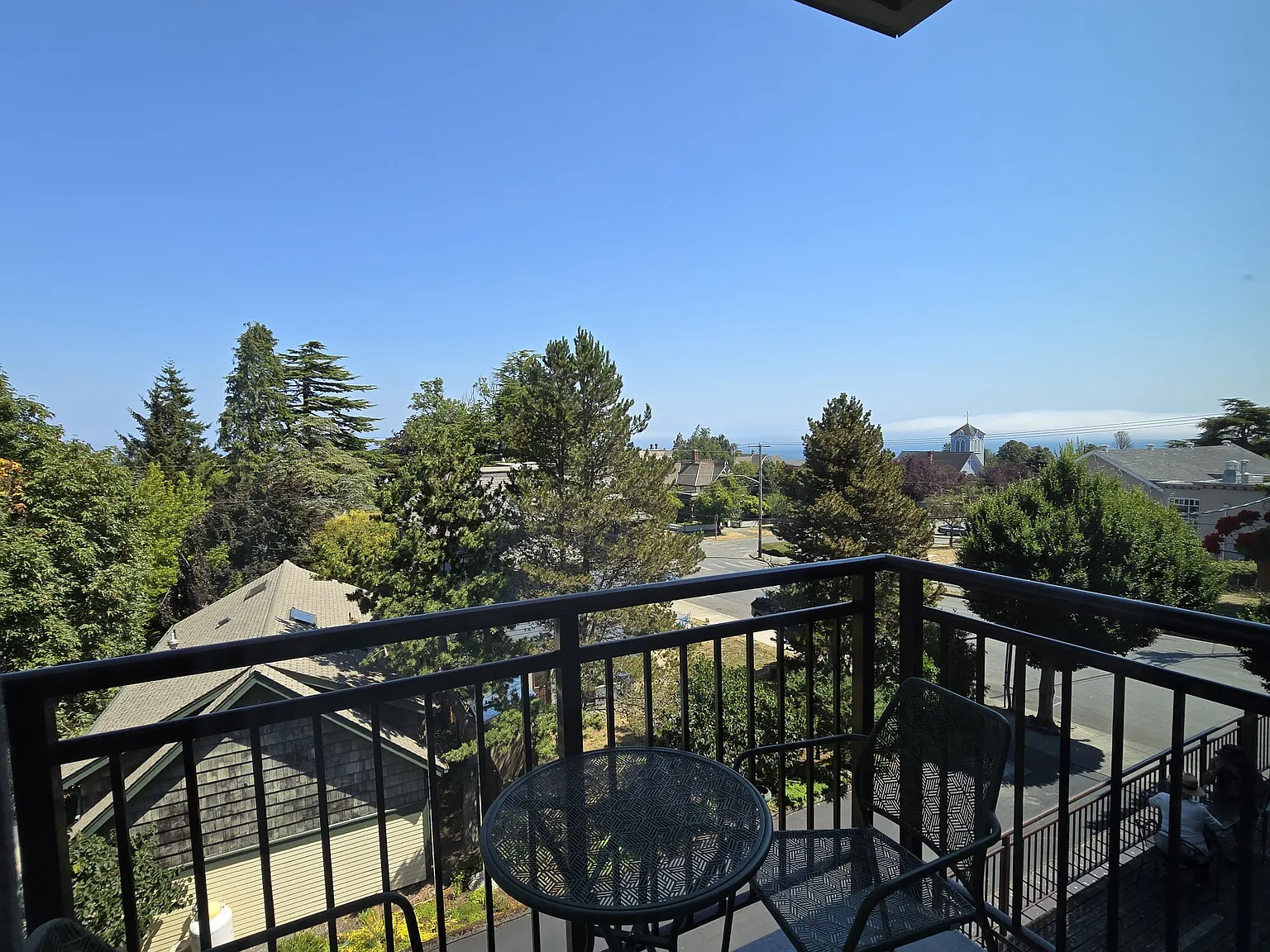 1 bed, 1256 sqft, $2,000 — Photo 2