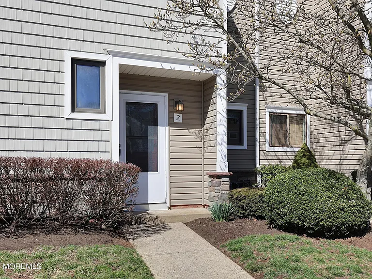 2 Elizabeth Ct — Photo 5
