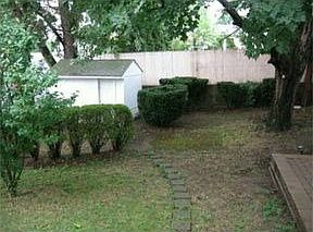 2nd image of 286 Whitford Ave