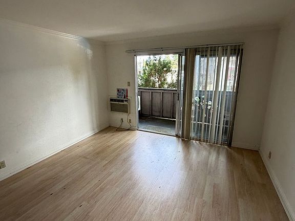 4th image of 1699 Laguna St APT 213