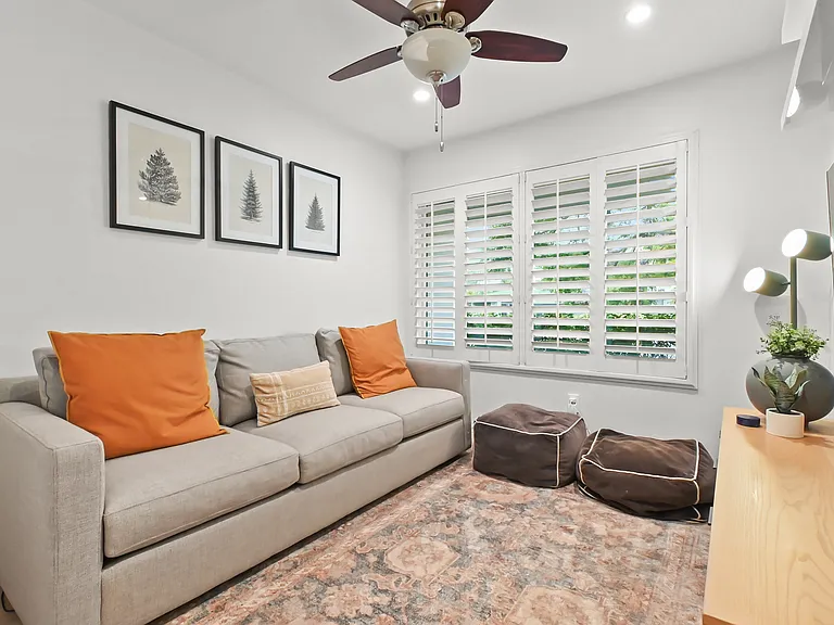 6075 Charae St — Photo 12