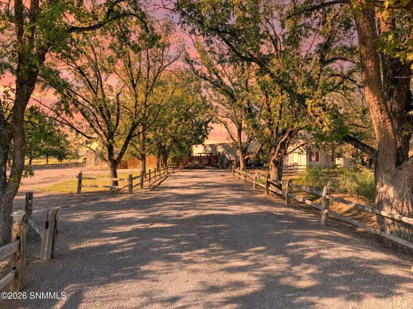 1221 W Canal Rd, Hatch, NM 87937