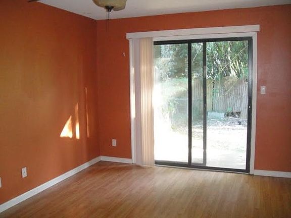4th image of 2373 Tina Dr #5