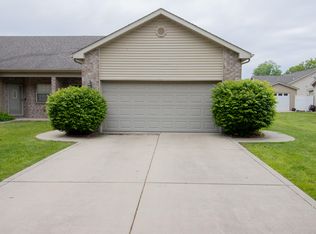 5606 Mississippi St, Hobart, IN 46342