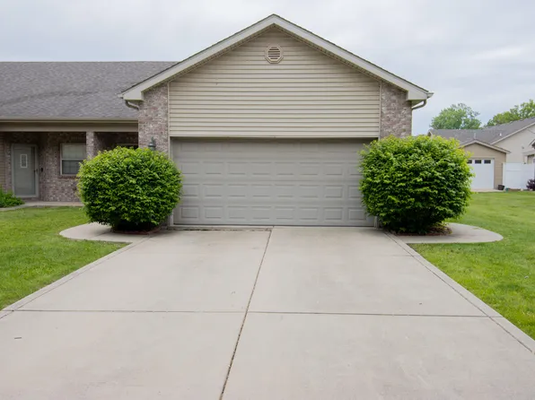 5606 Mississippi St, Hobart, IN 46342