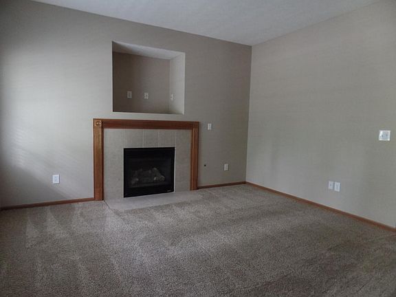 3rd image of 3507 Ash Hill Way