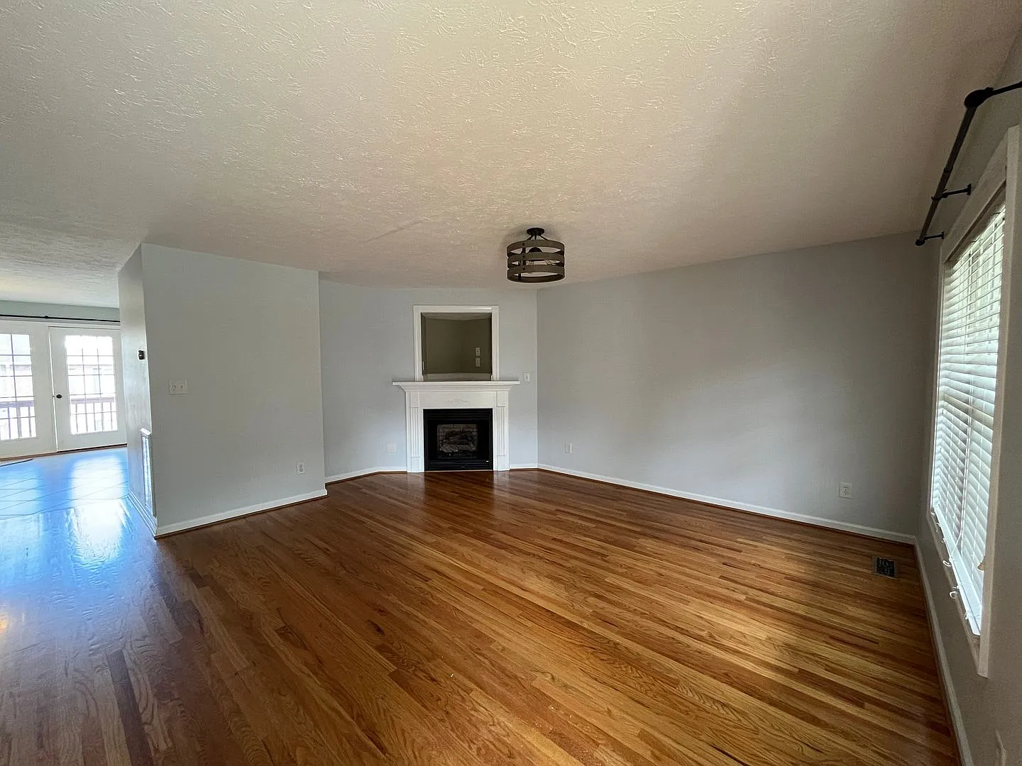 Townhouse at Wellington in Wyndhurst — Photo 2