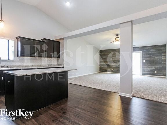5th image of 2116 Willow Oak Ct