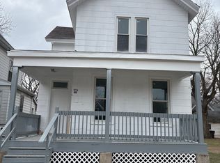 804 NE Monroe St, Peoria, IL