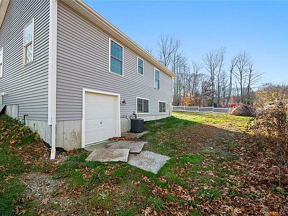 5th image of 2 Monahan Dr